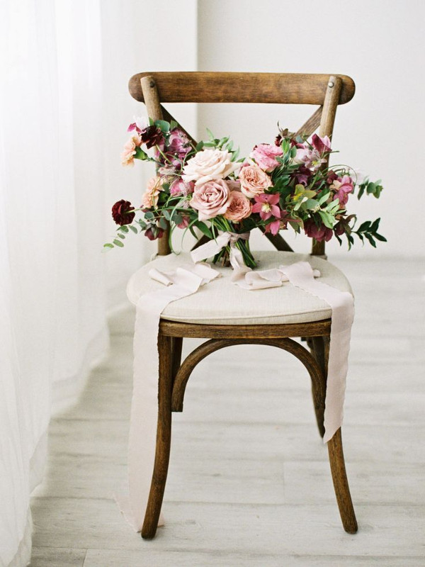 Bride bouquet with blush and burgundy flowers