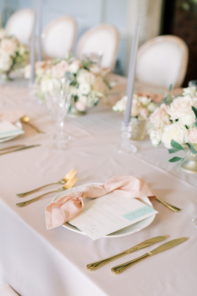 Luxury wedding table