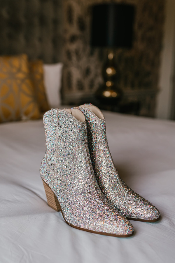 Sparkly cowgirl wedding boots