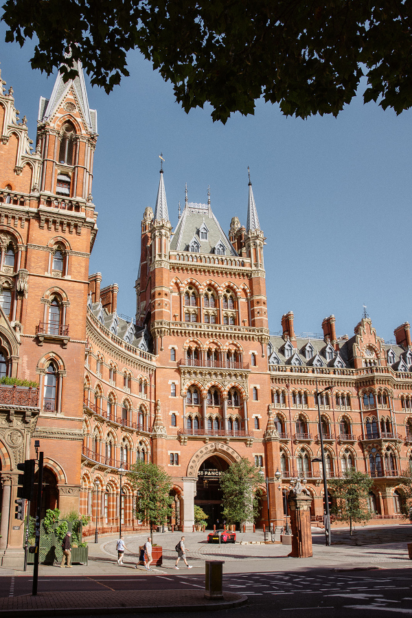St Pancras Hotel London exterior